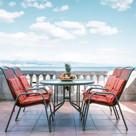 Apartment Regaly With Sea View And Free Parking *