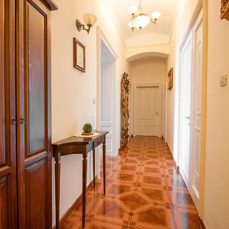 Sea View Apartment Villa Regaly - Free Parking - Opatija Apartment *