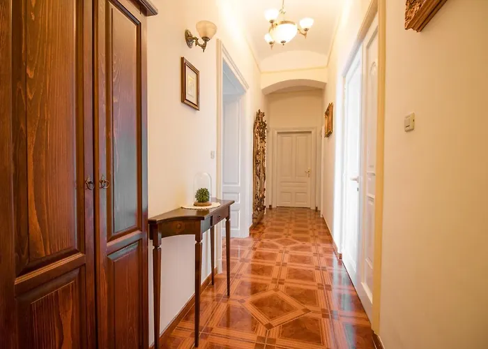 Sea View Apartment Villa Regaly - Free Parking - Opatija Apartment *