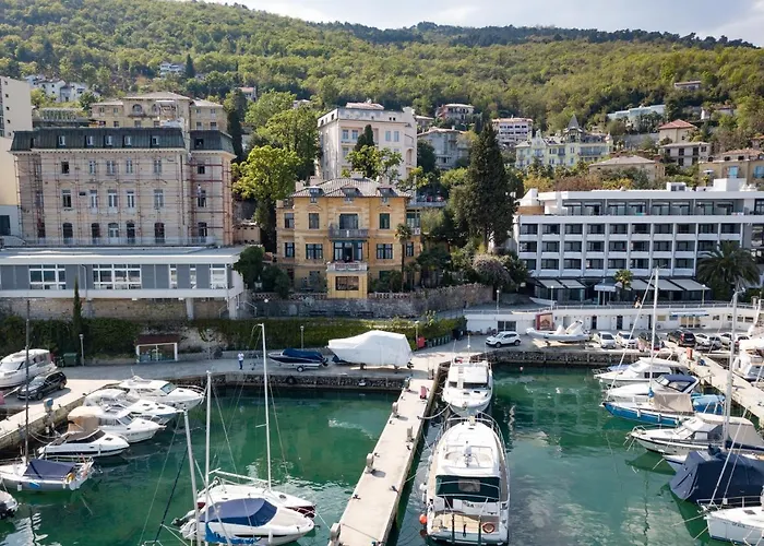 Sea View Apartment Villa Regaly - Free Parking - Opatija