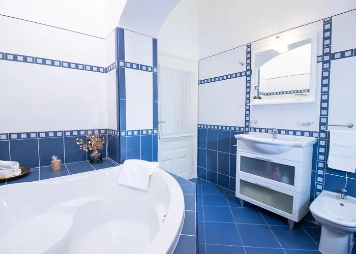 Sea View Apartment Villa Regaly - Free Parking - Opatija * Опатія