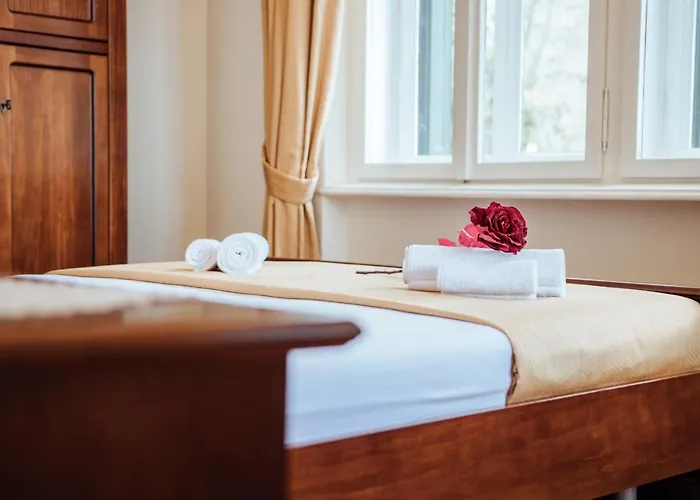 Sea View Apartment Villa Regaly - Free Parking - Opatija * Опатія